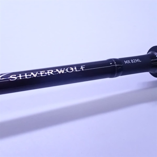 ２４　ＳＩＬＶＥＲ　ＷＯＬＦ　ＭＸ８２ＭＬ．Ｑ